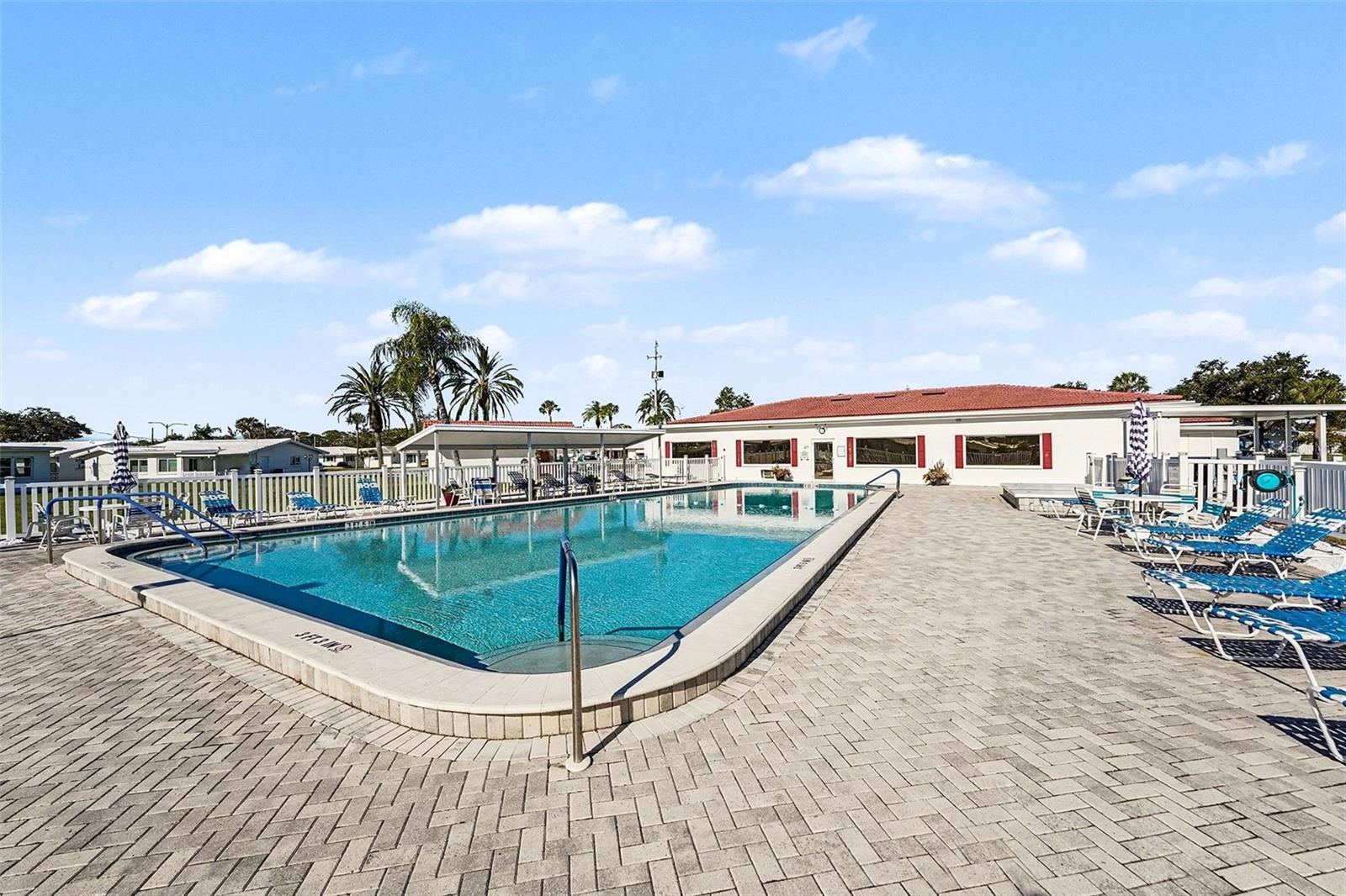 Image 5 of 28 For 9975 41st Street N