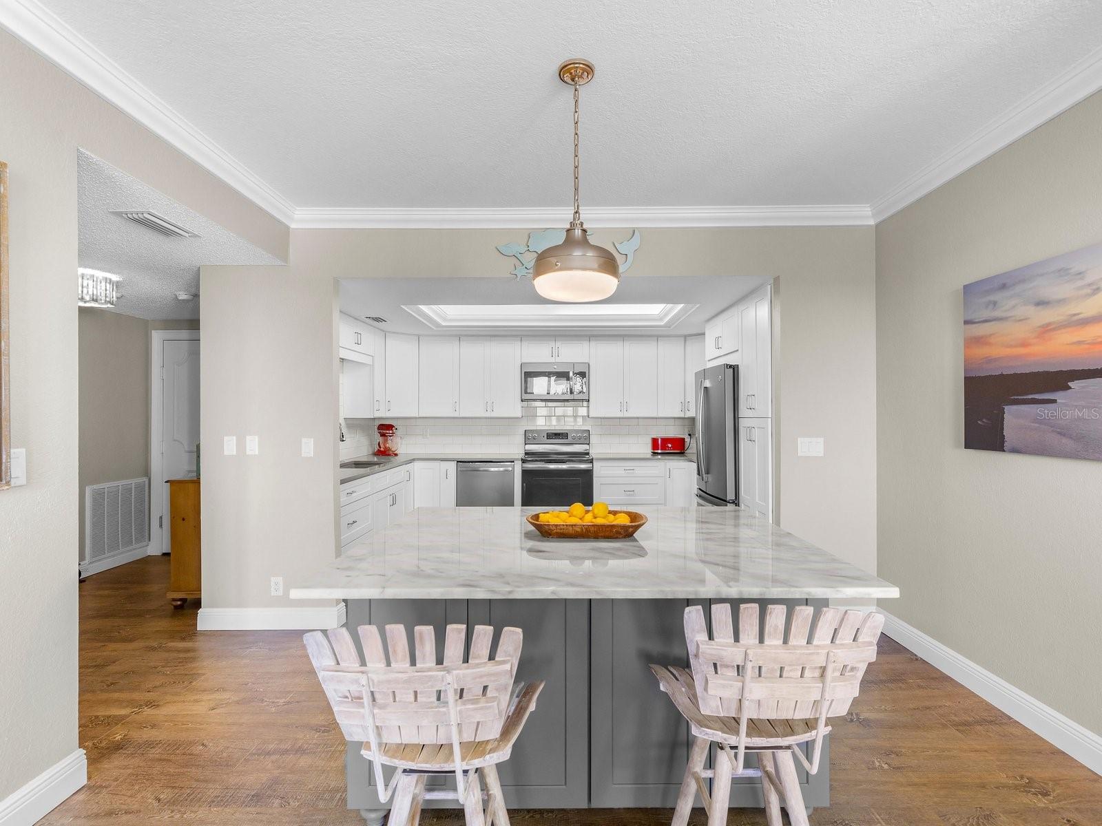 Image 11 of 53 For 4 Belleview Boulevard 804