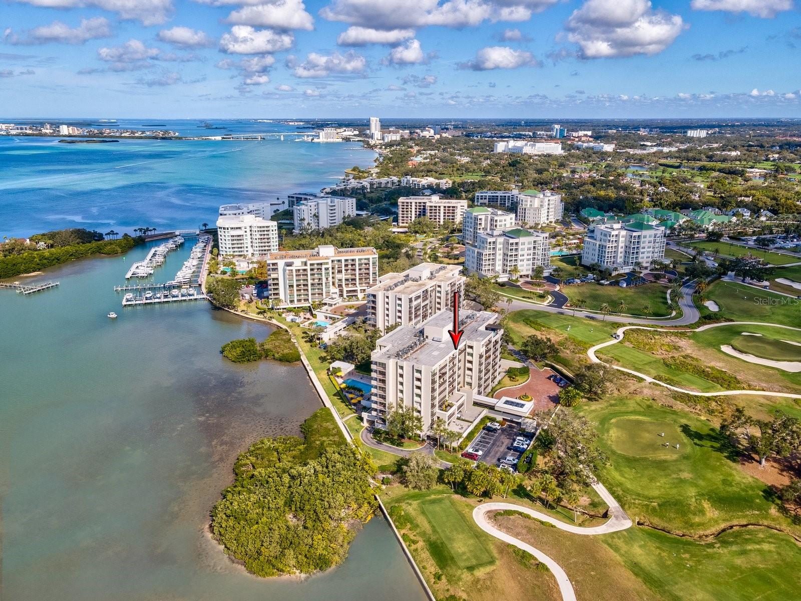 Image 33 of 53 For 4 Belleview Boulevard 804