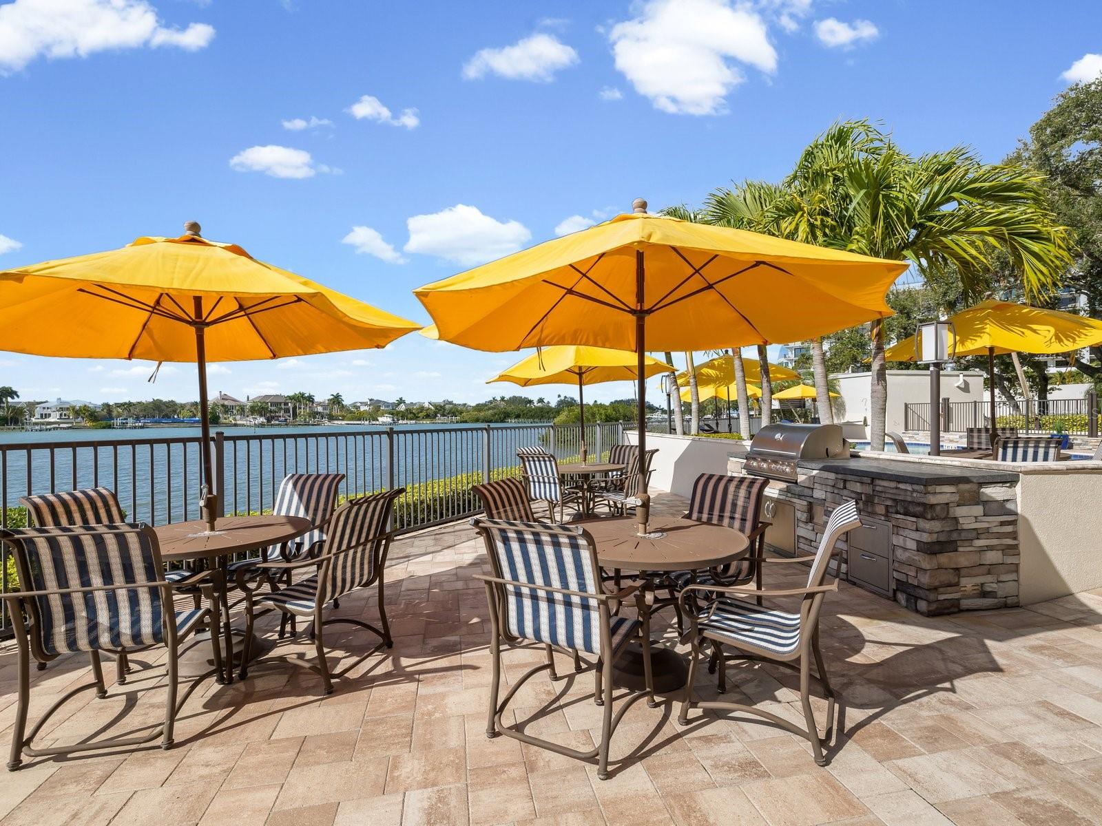 Image 40 of 53 For 4 Belleview Boulevard 804