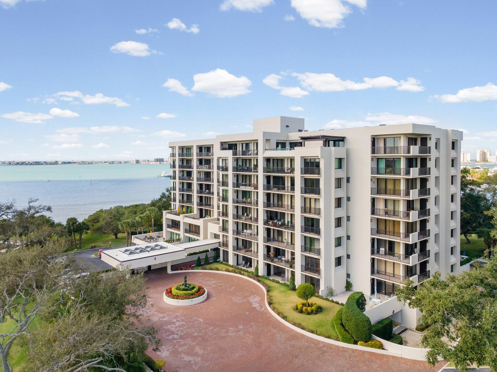 Image 51 of 53 For 4 Belleview Boulevard 804