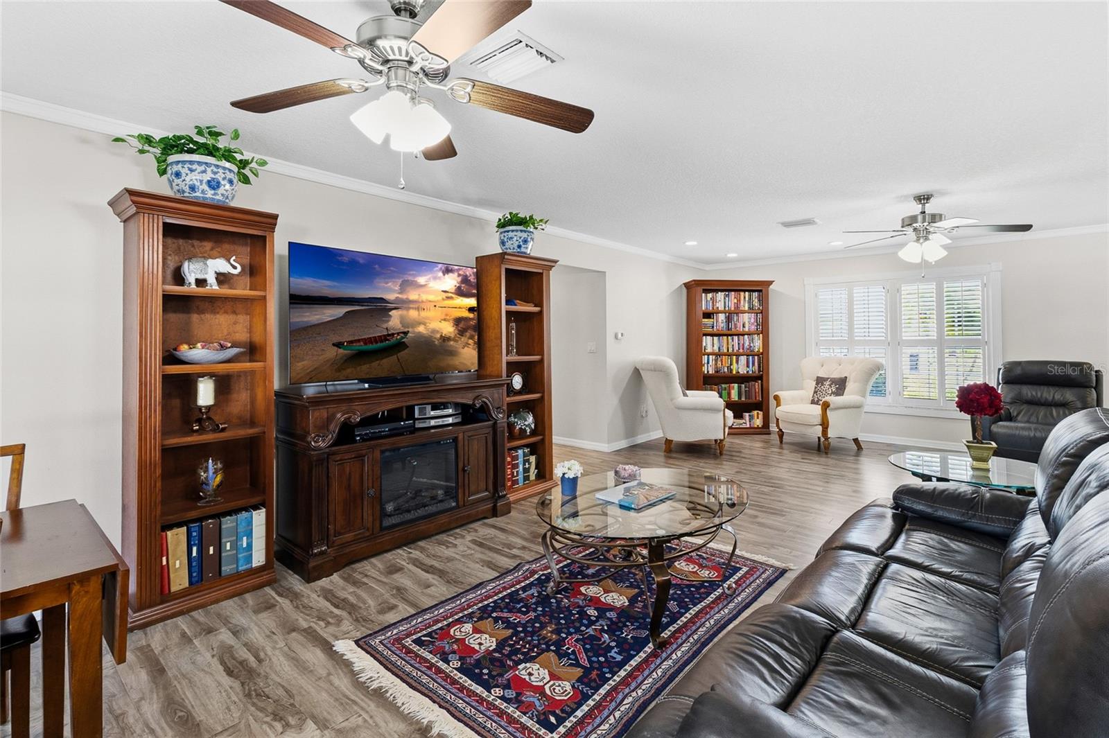 Image 12 of 46 For 8823 Kenwood Road