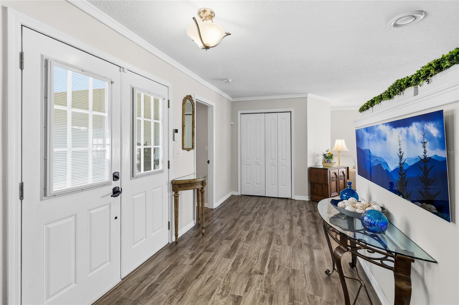 Image 3 of 46 For 8823 Kenwood Road