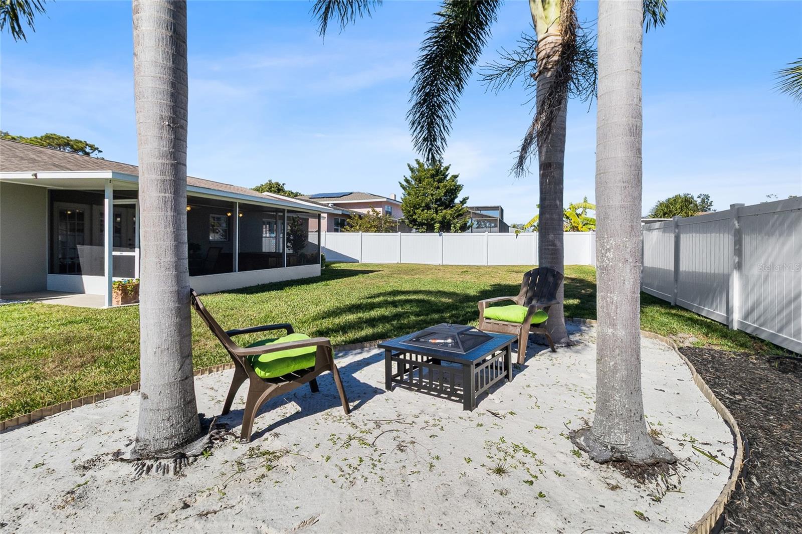 Image 35 of 46 For 8823 Kenwood Road