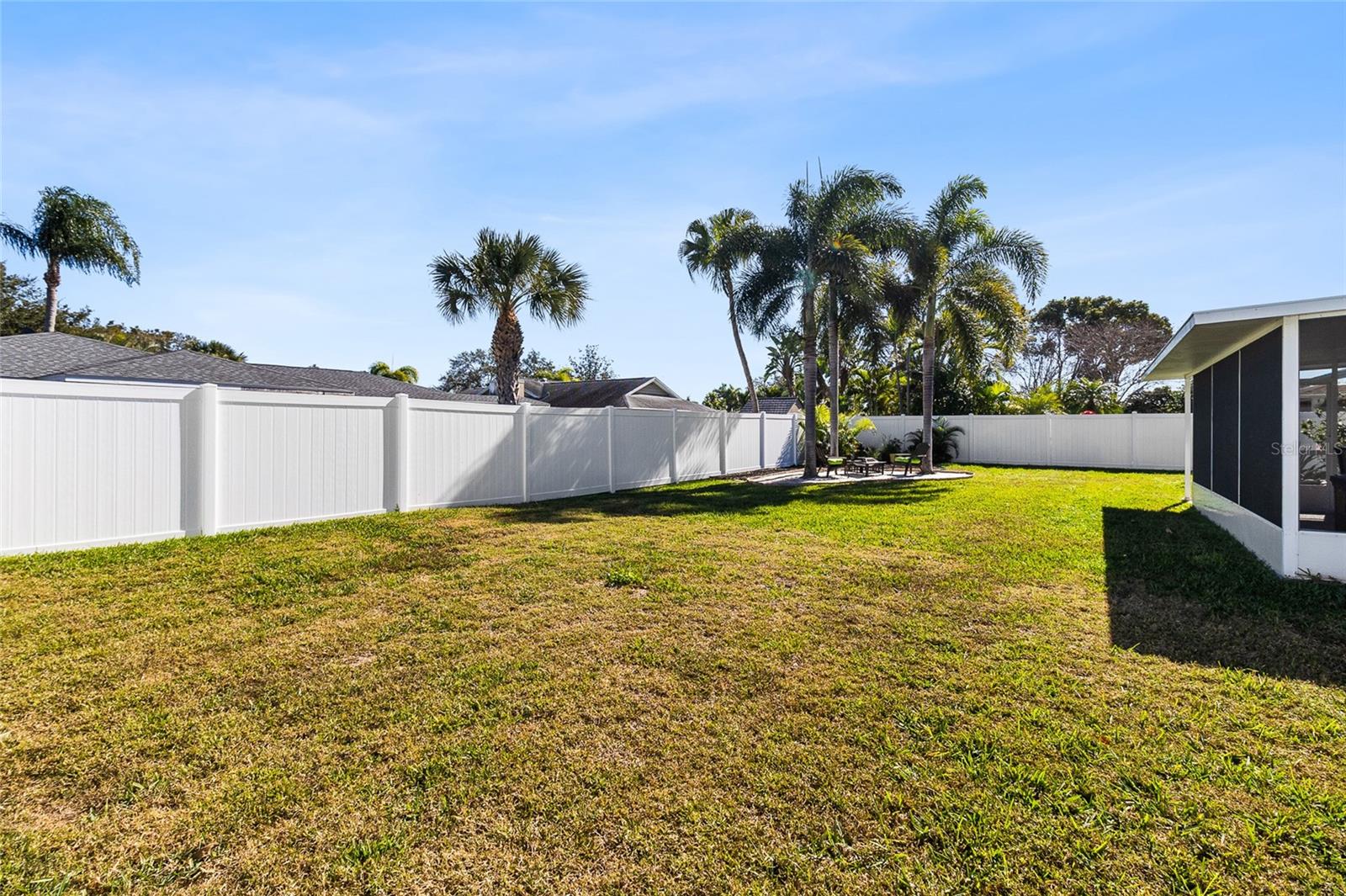 Image 38 of 46 For 8823 Kenwood Road