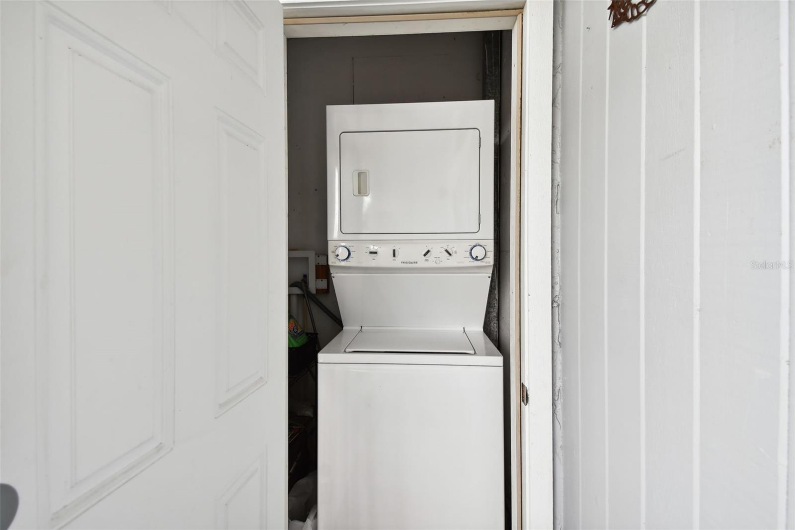 Image 33 of 42 For 2659 St Josephs Drive W 108