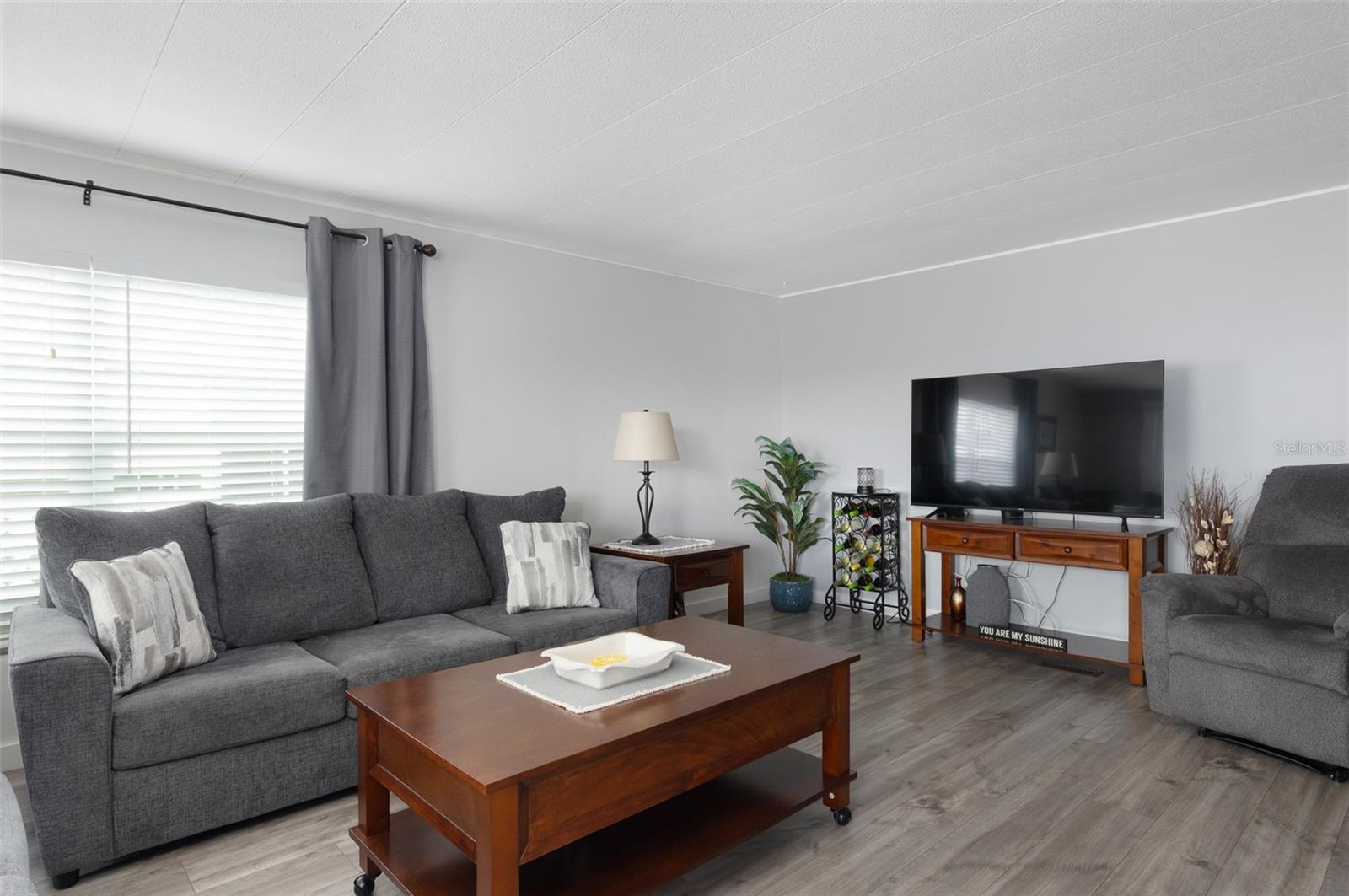 Image 10 of 32 For 34571 Gardenia Drive N