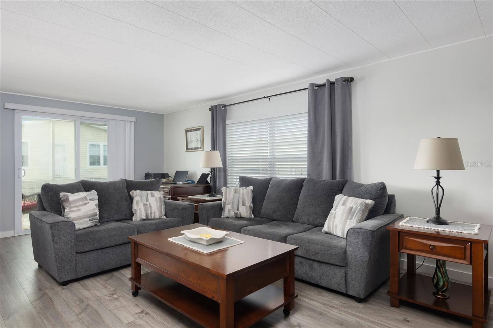 Image 11 of 32 For 34571 Gardenia Drive N