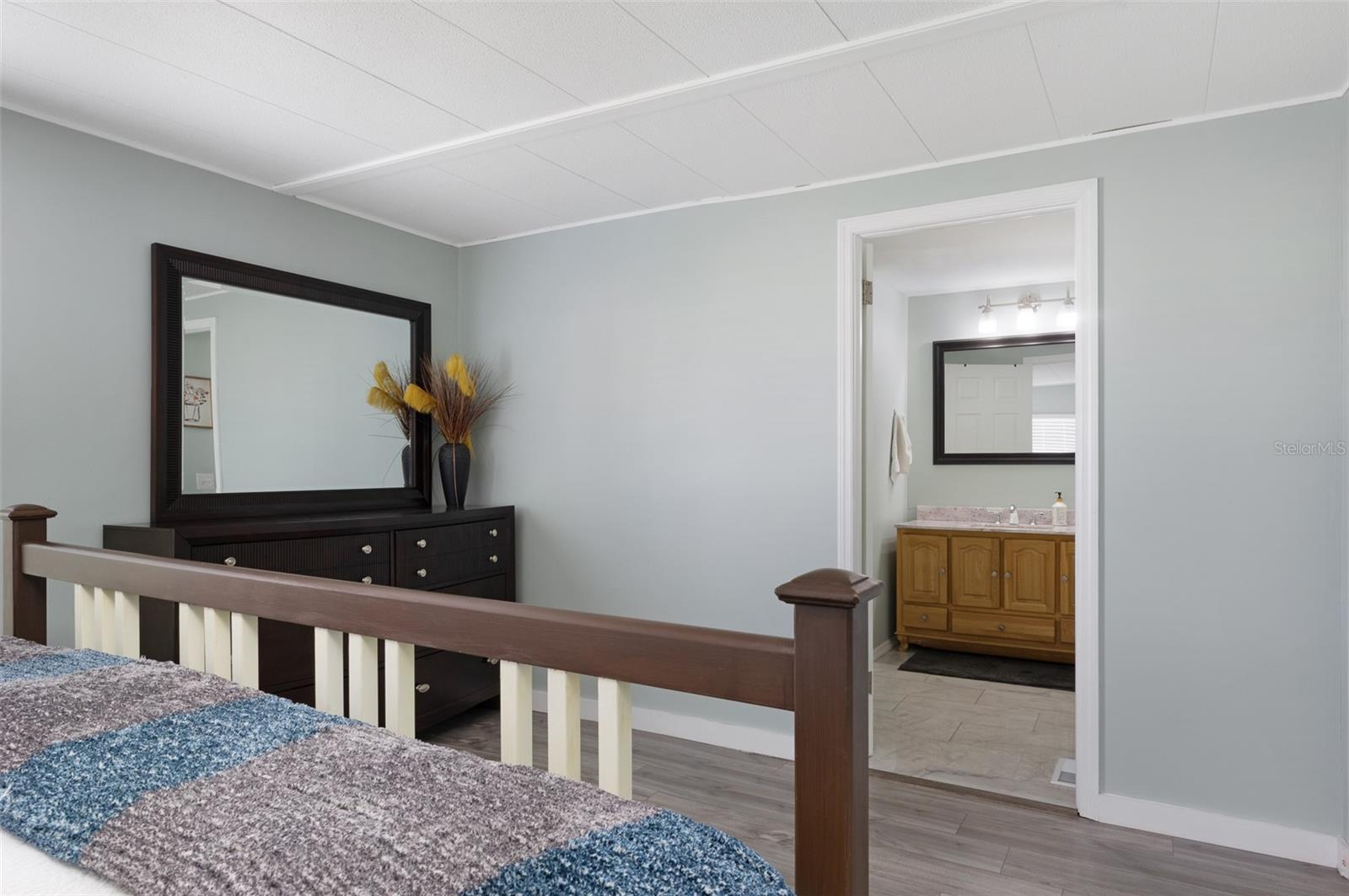 Image 15 of 32 For 34571 Gardenia Drive N