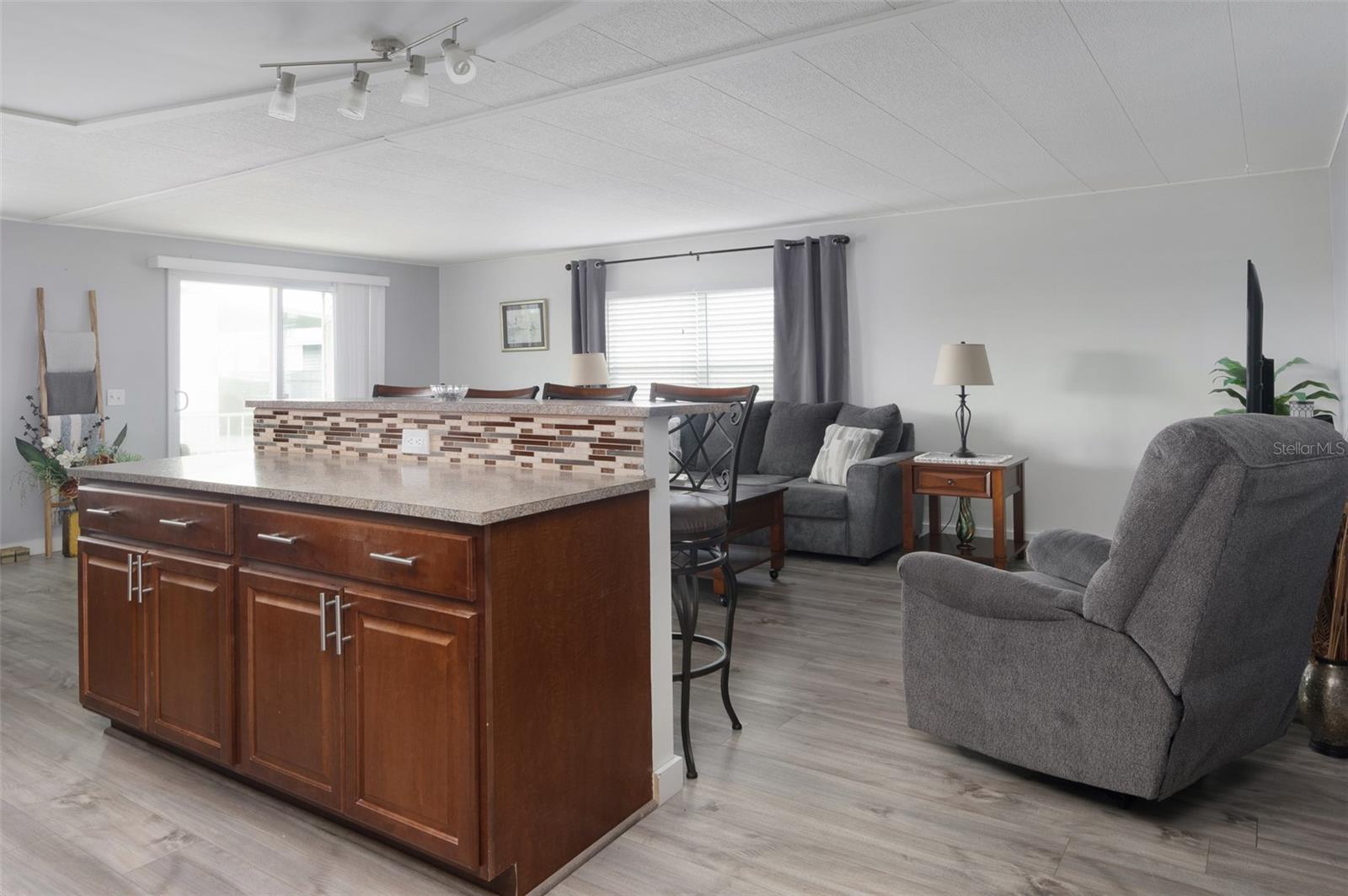 Image 4 of 32 For 34571 Gardenia Drive N