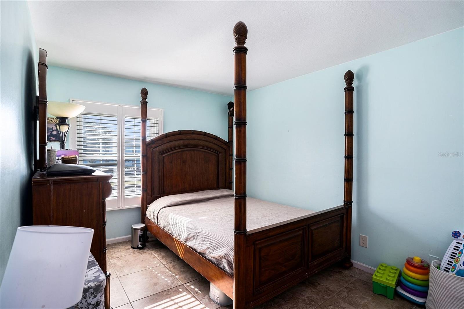 Image 11 of 22 For 5176 Salmon Drive Se D