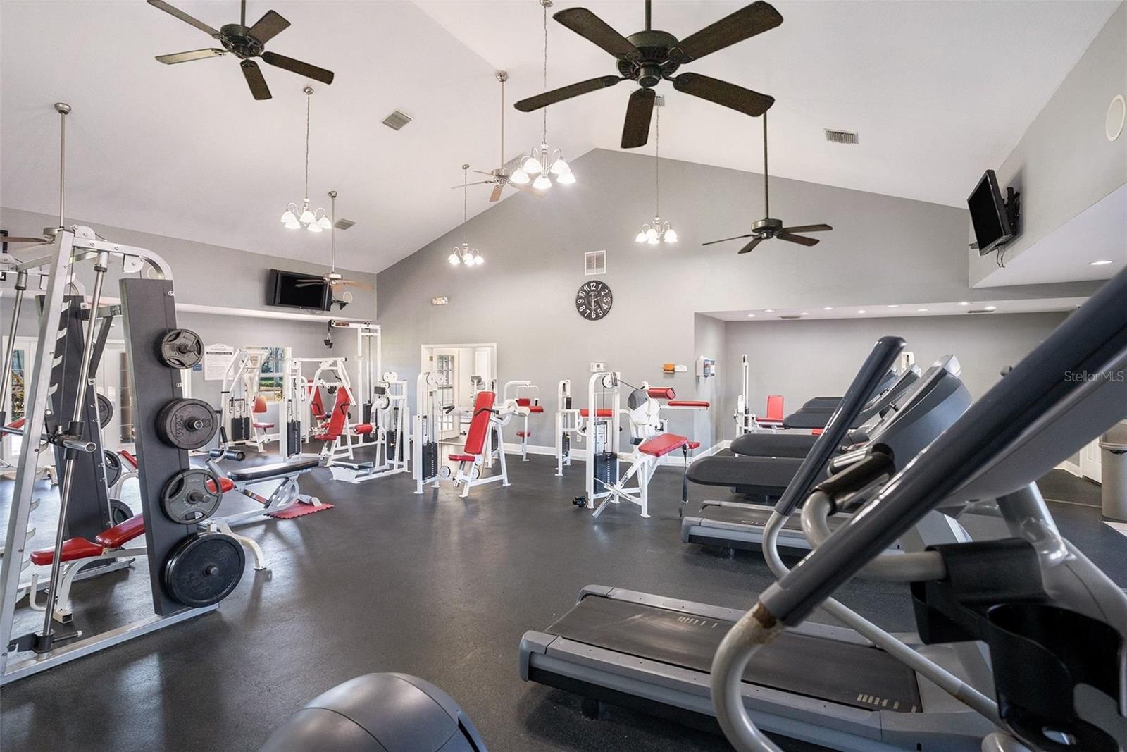 Image 13 of 22 For 5176 Salmon Drive Se D