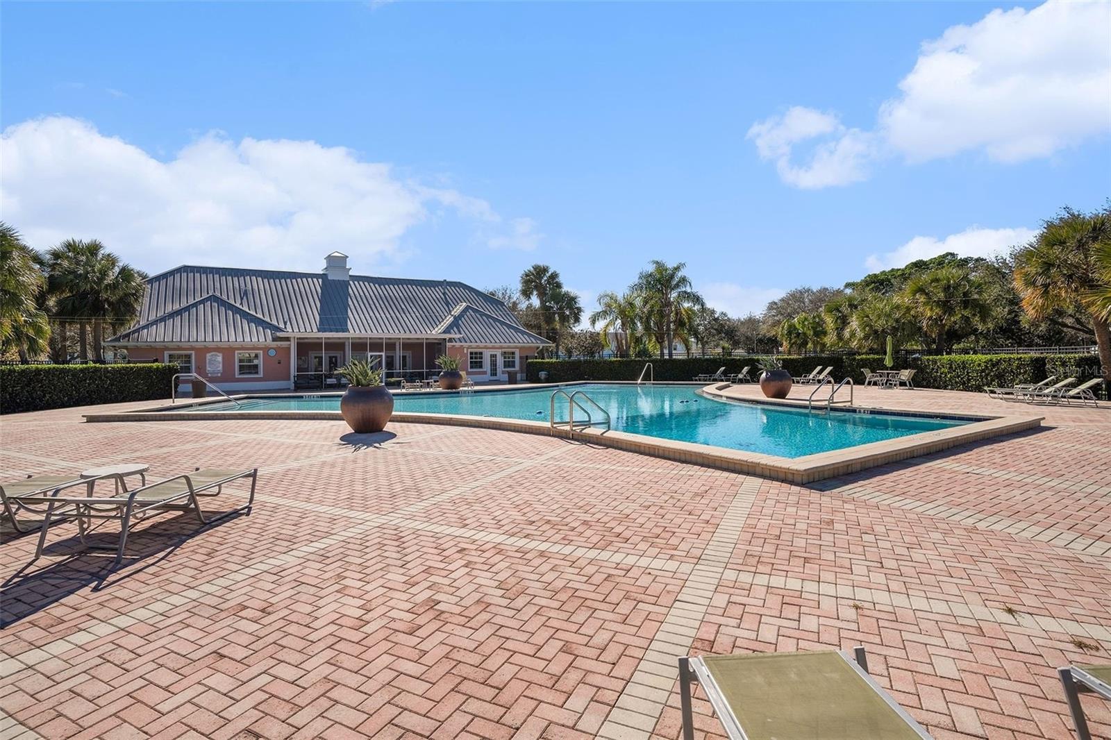 Image 15 of 22 For 5176 Salmon Drive Se D