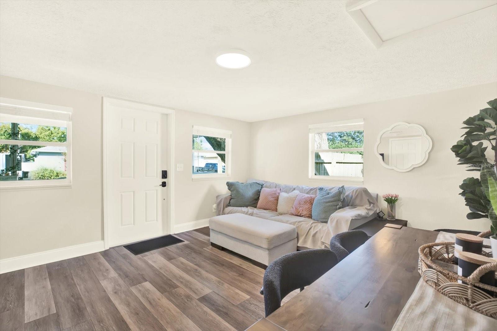 Image 3 of 24 For 1707 New Orleans Avenue