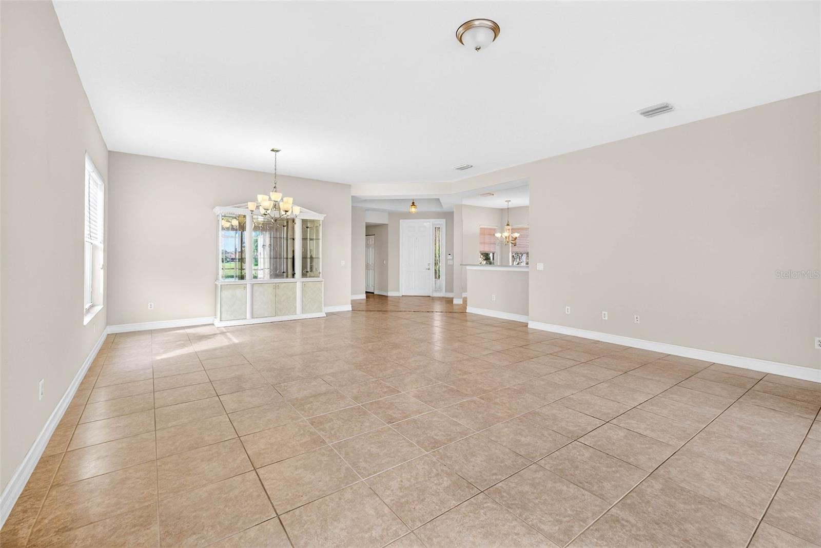 Image 31 of 76 For 15709 Crystal Waters Drive