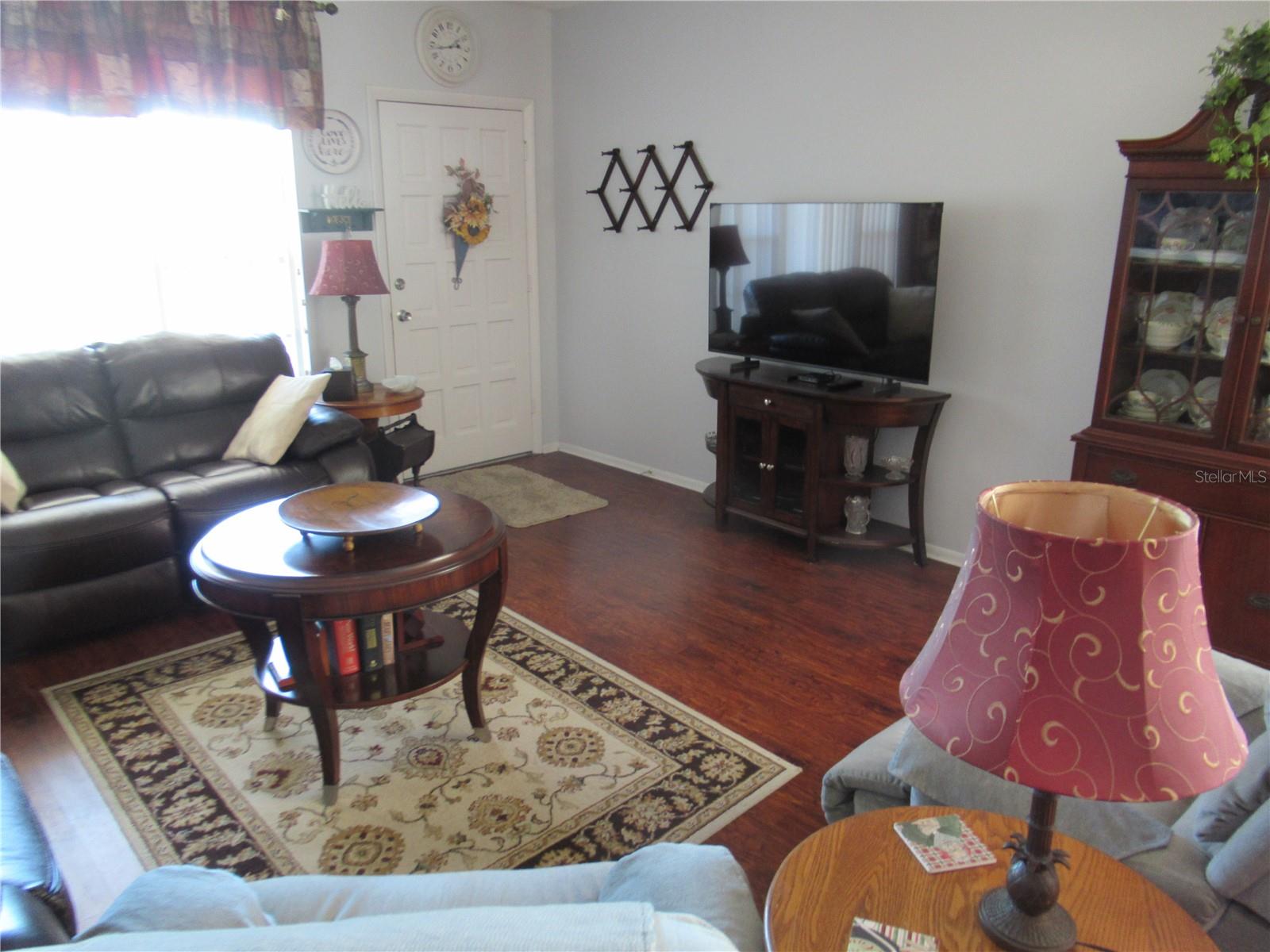 Image 5 of 39 For 2378 Ecuadorian Way  42