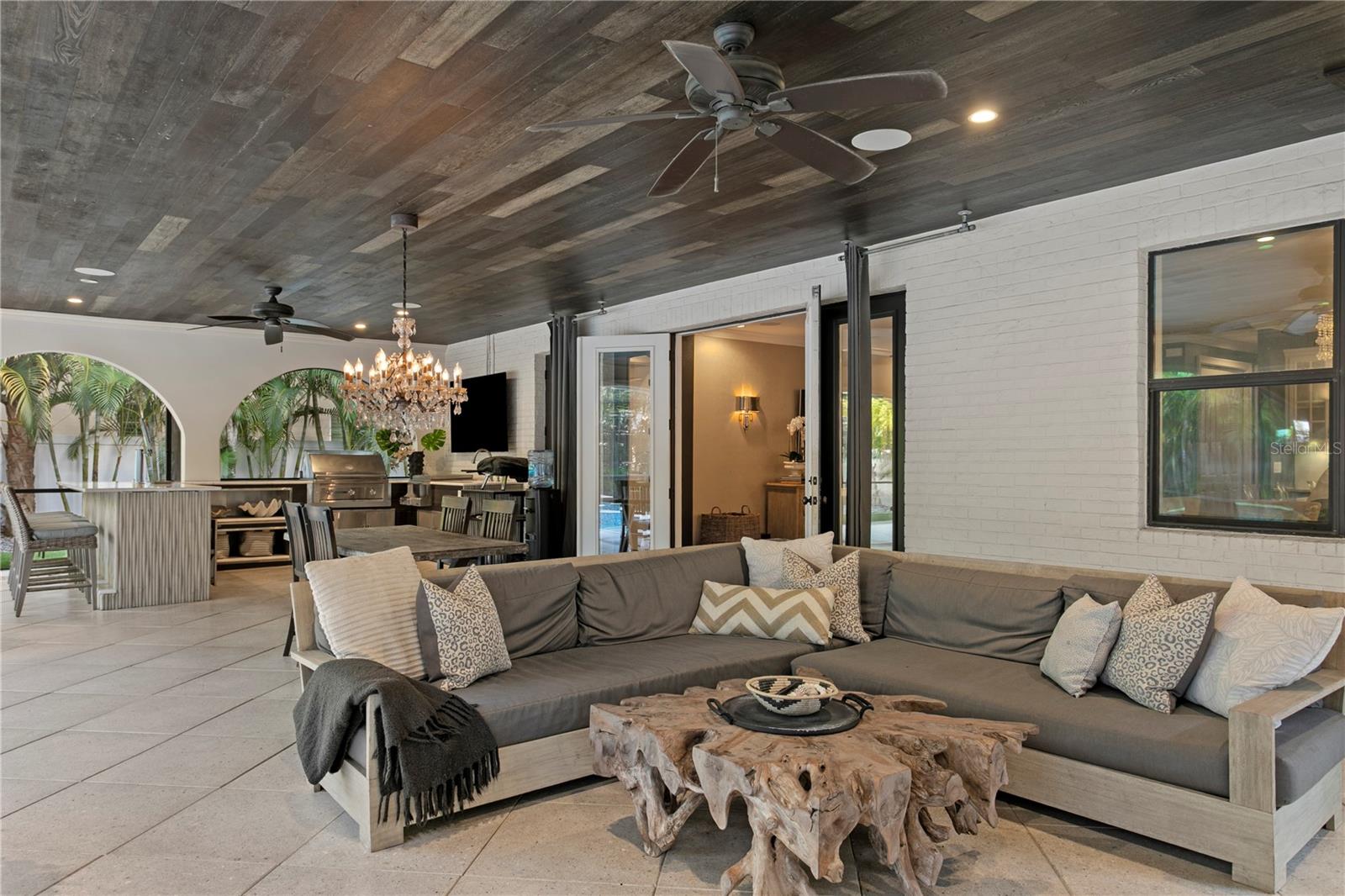 Image 14 of 93 For 4007 Horatio Street