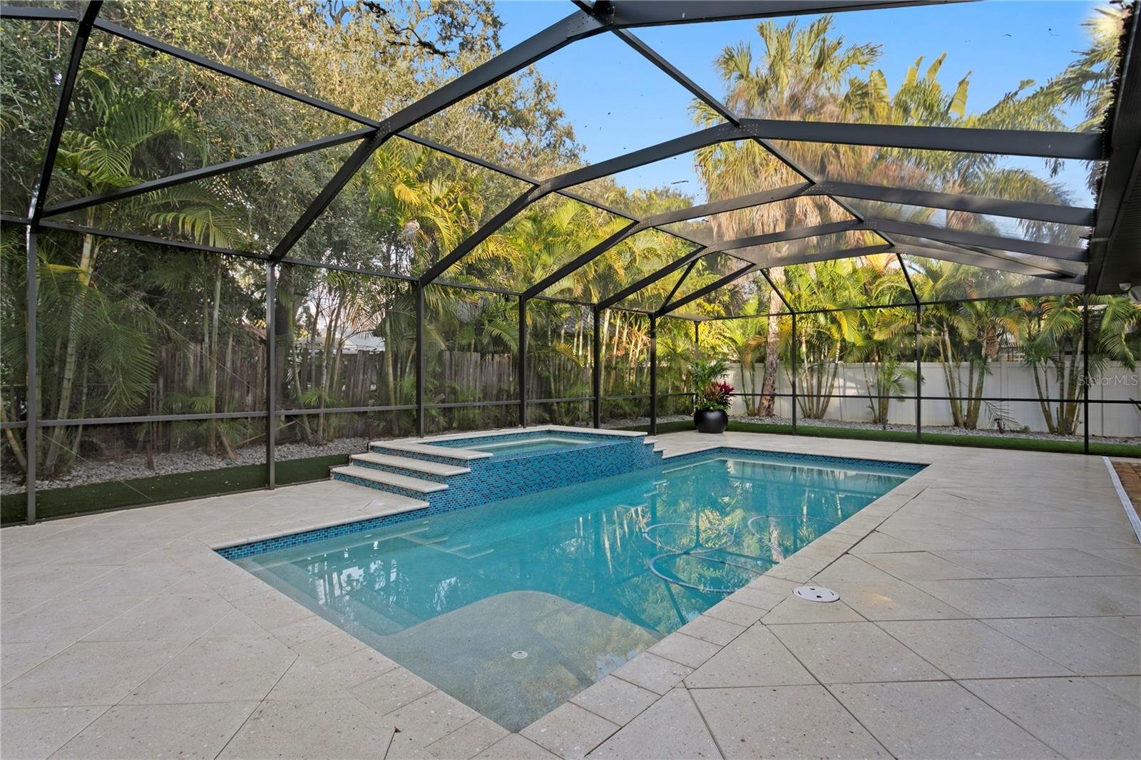 Image 15 of 93 For 4007 Horatio Street