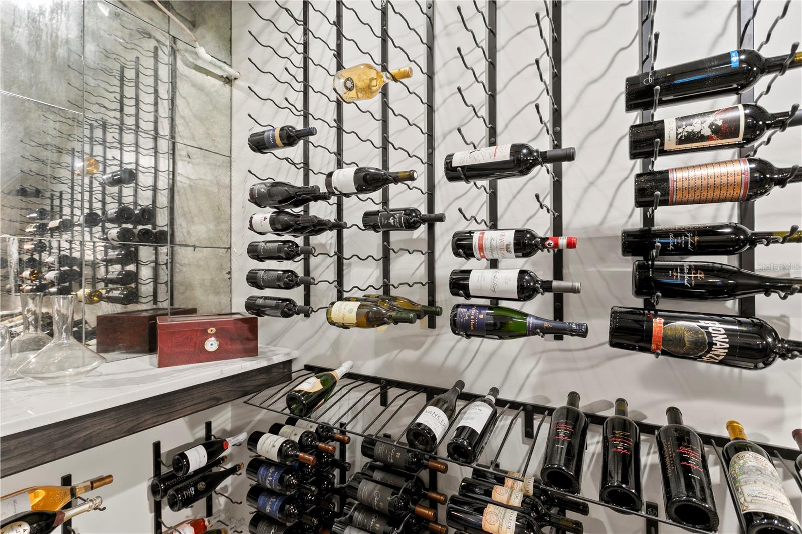 Image 28 of 93 For 4007 Horatio Street