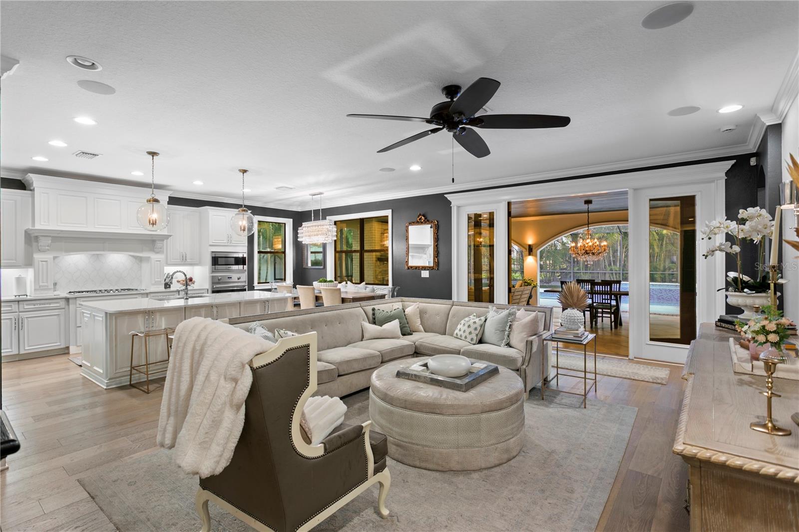 Image 33 of 93 For 4007 Horatio Street