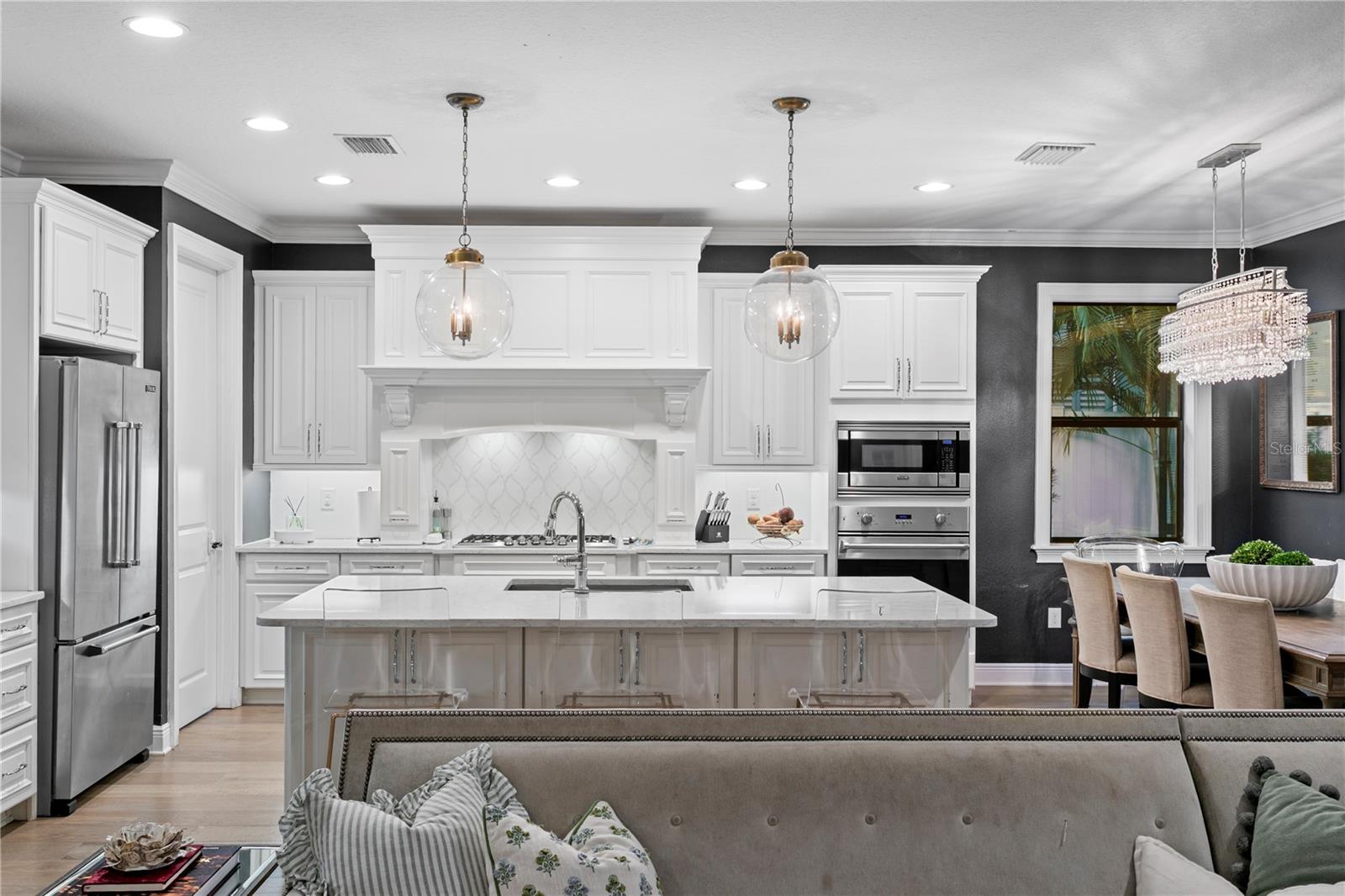 Image 37 of 93 For 4007 Horatio Street