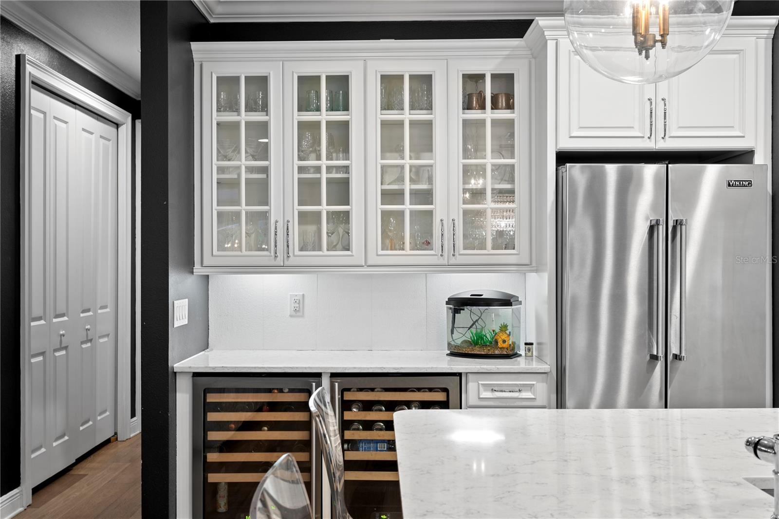 Image 43 of 93 For 4007 Horatio Street