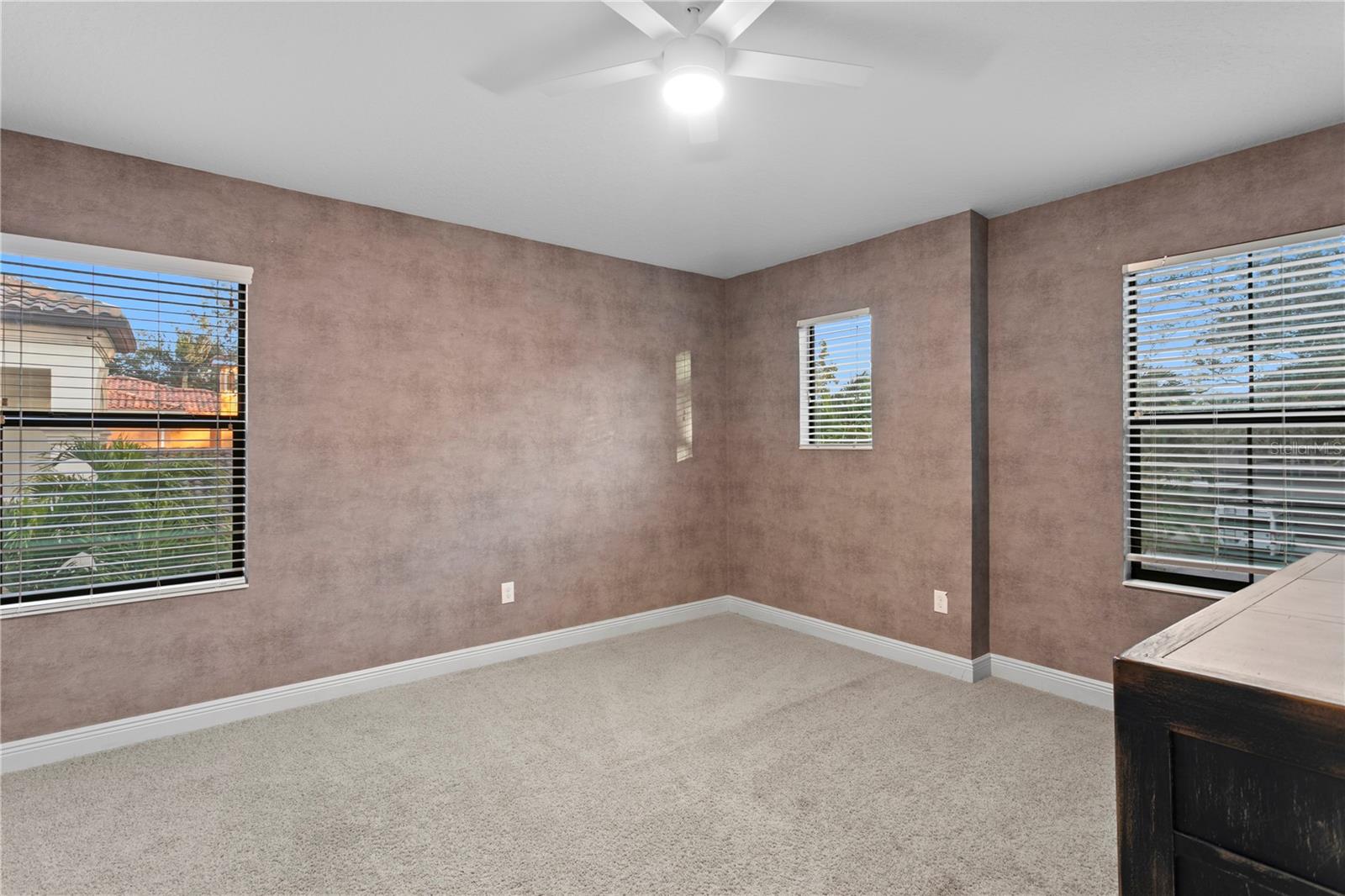 Image 56 of 93 For 4007 Horatio Street