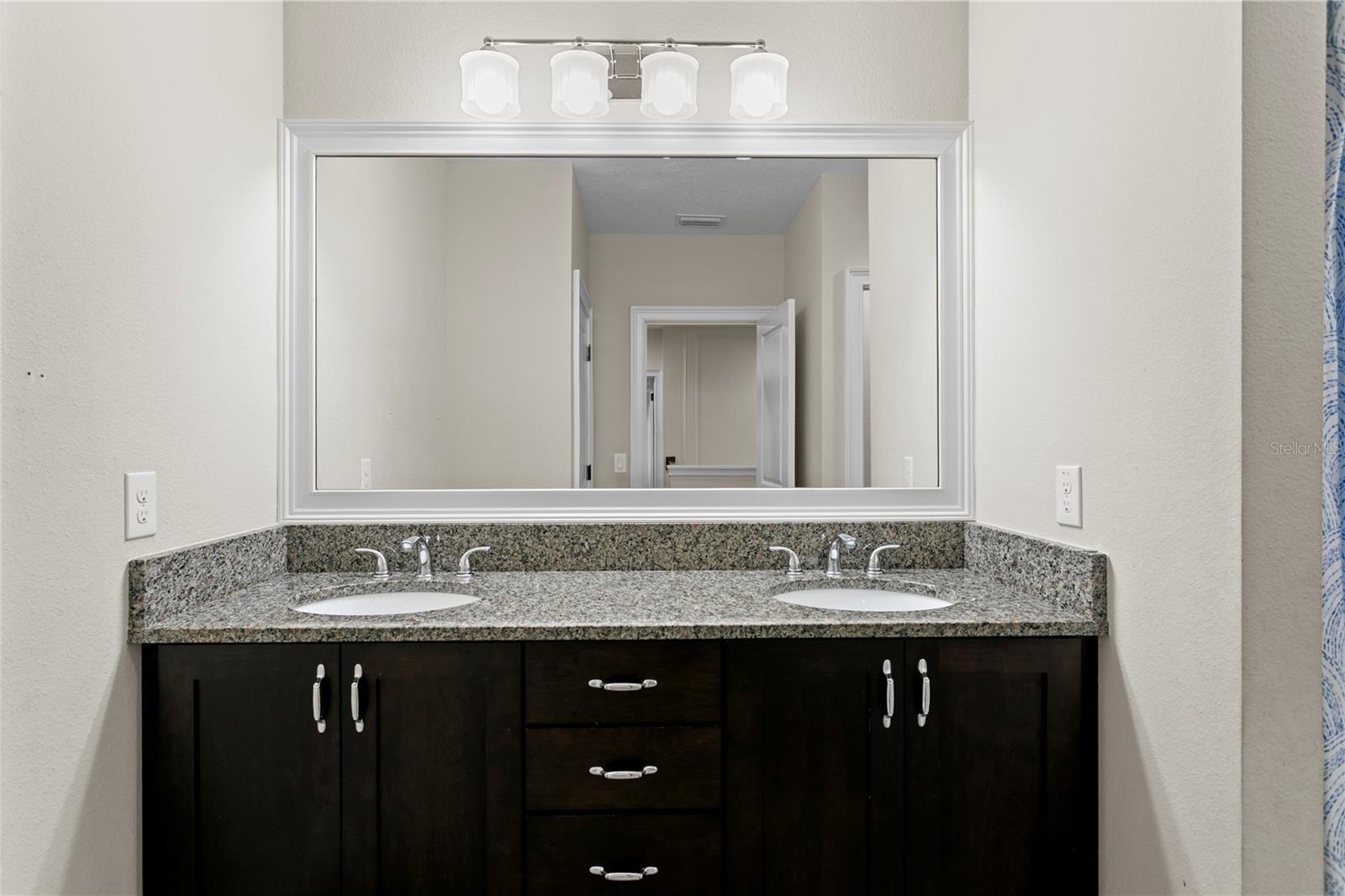 Image 59 of 93 For 4007 Horatio Street