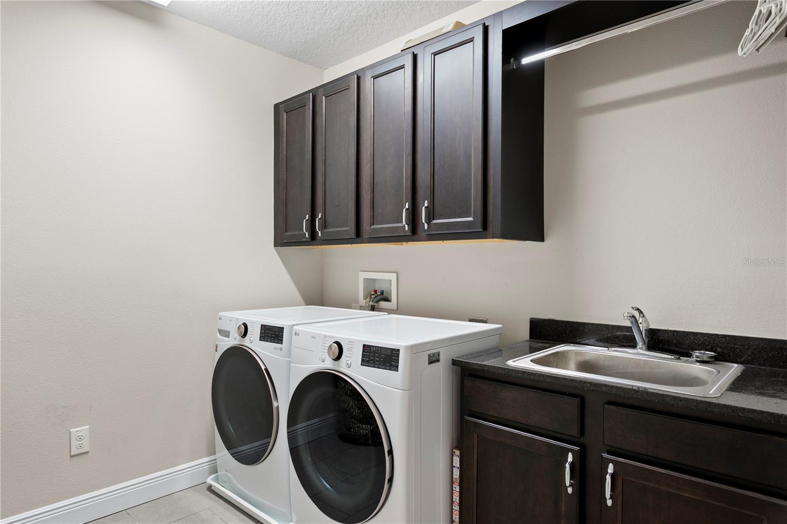 Image 61 of 93 For 4007 Horatio Street