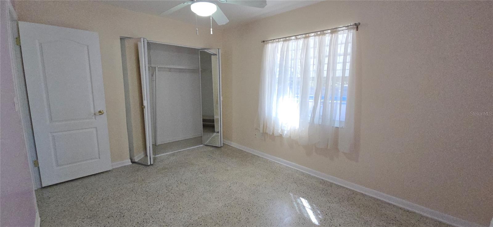 Listing photo id 28 for 6368 Spring Hill Drive