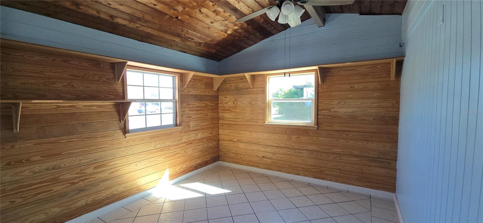 Listing photo id 35 for 6368 Spring Hill Drive