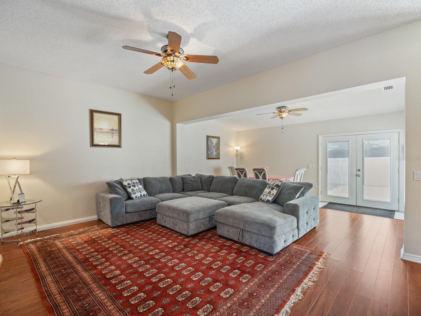 Image 11 of 56 For 4738 Innisfil Street