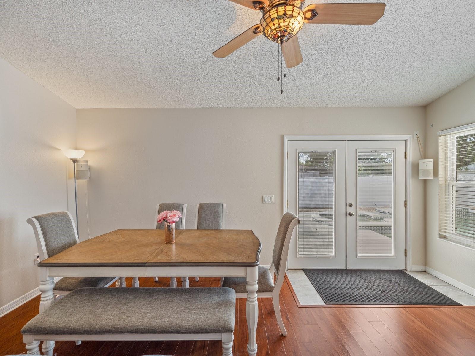 Image 15 of 56 For 4738 Innisfil Street