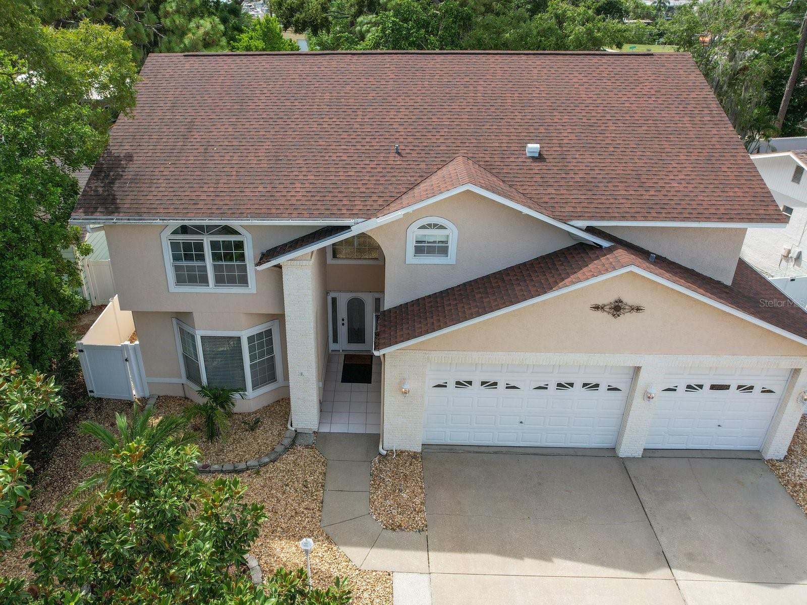 Image 2 of 56 For 4738 Innisfil Street