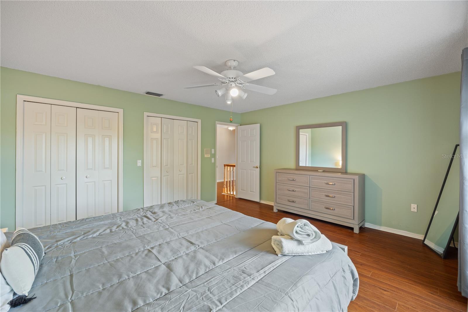 Image 29 of 56 For 4738 Innisfil Street