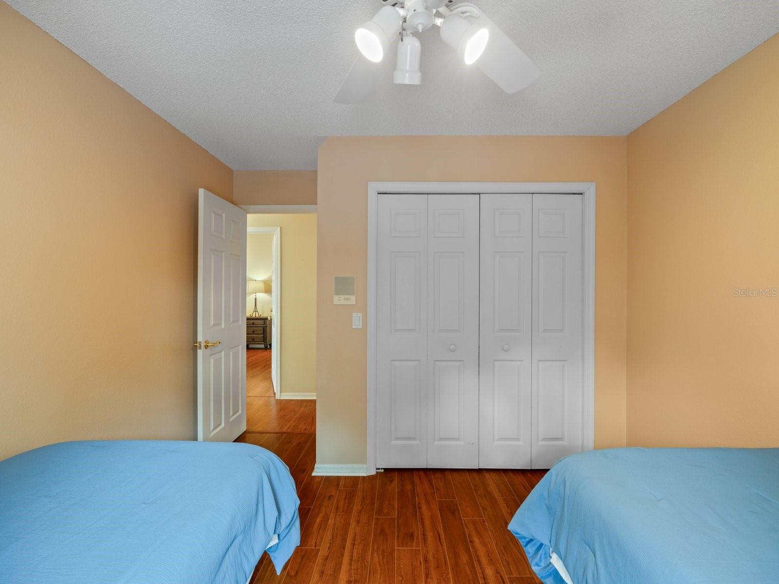 Image 34 of 56 For 4738 Innisfil Street