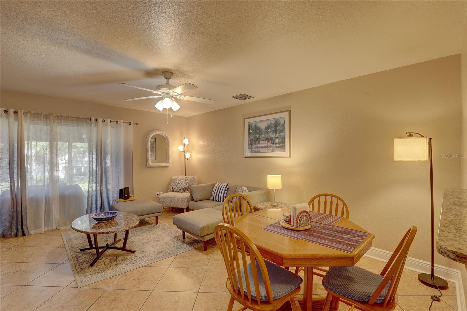 Listing photo id 8 for 3903 Brigadoon Circle