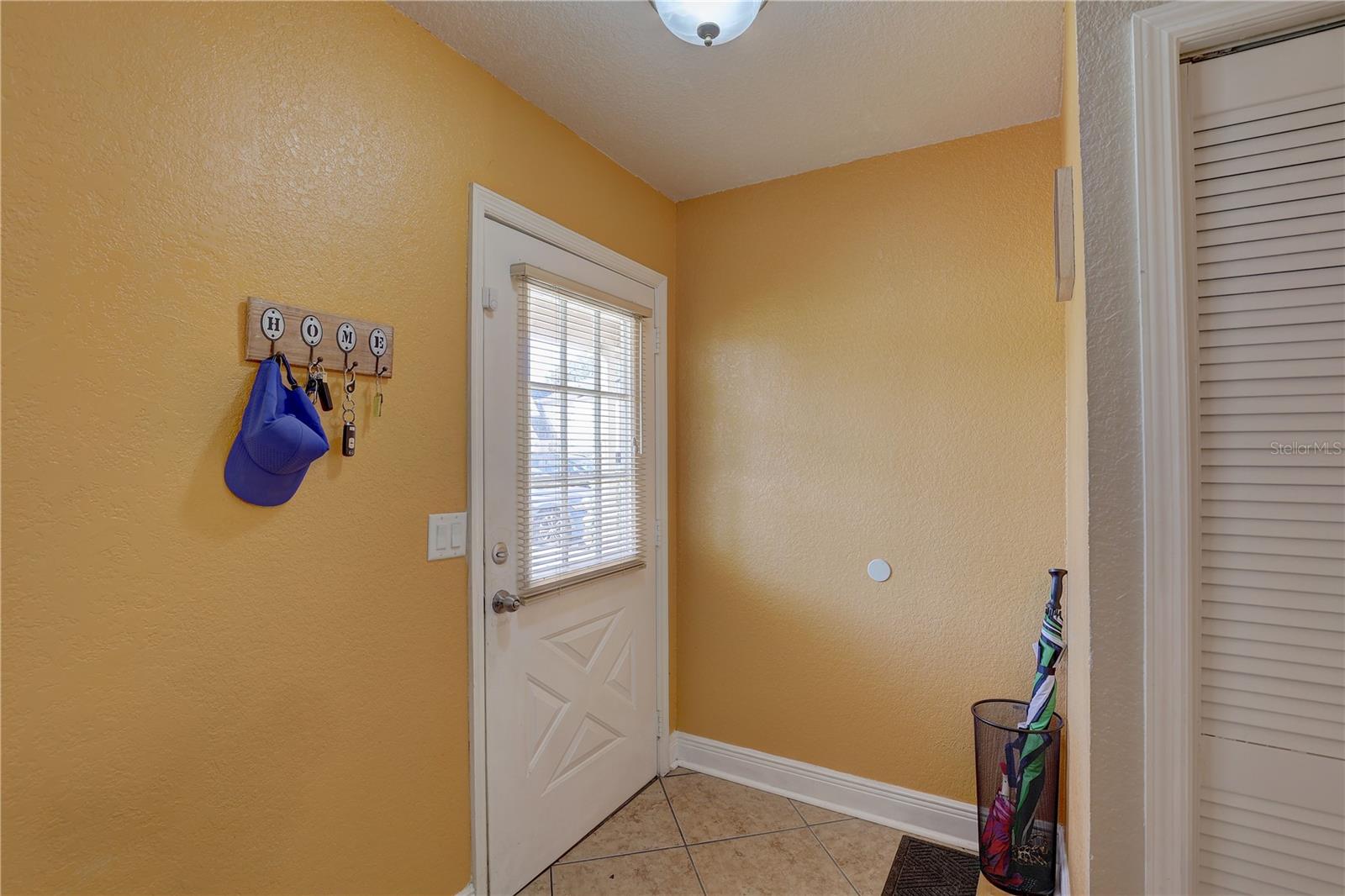 Listing photo id 16 for 3903 Brigadoon Circle