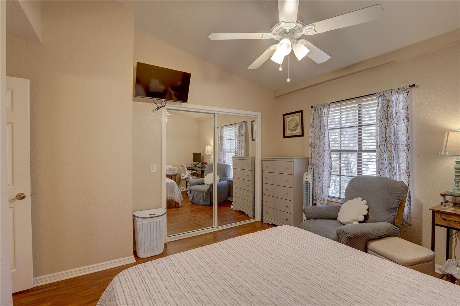 Listing photo id 20 for 3903 Brigadoon Circle