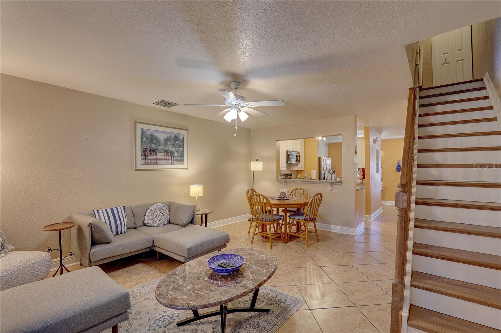 Listing photo id 5 for 3903 Brigadoon Circle