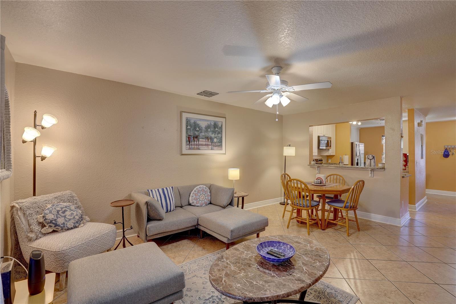 Listing photo id 6 for 3903 Brigadoon Circle