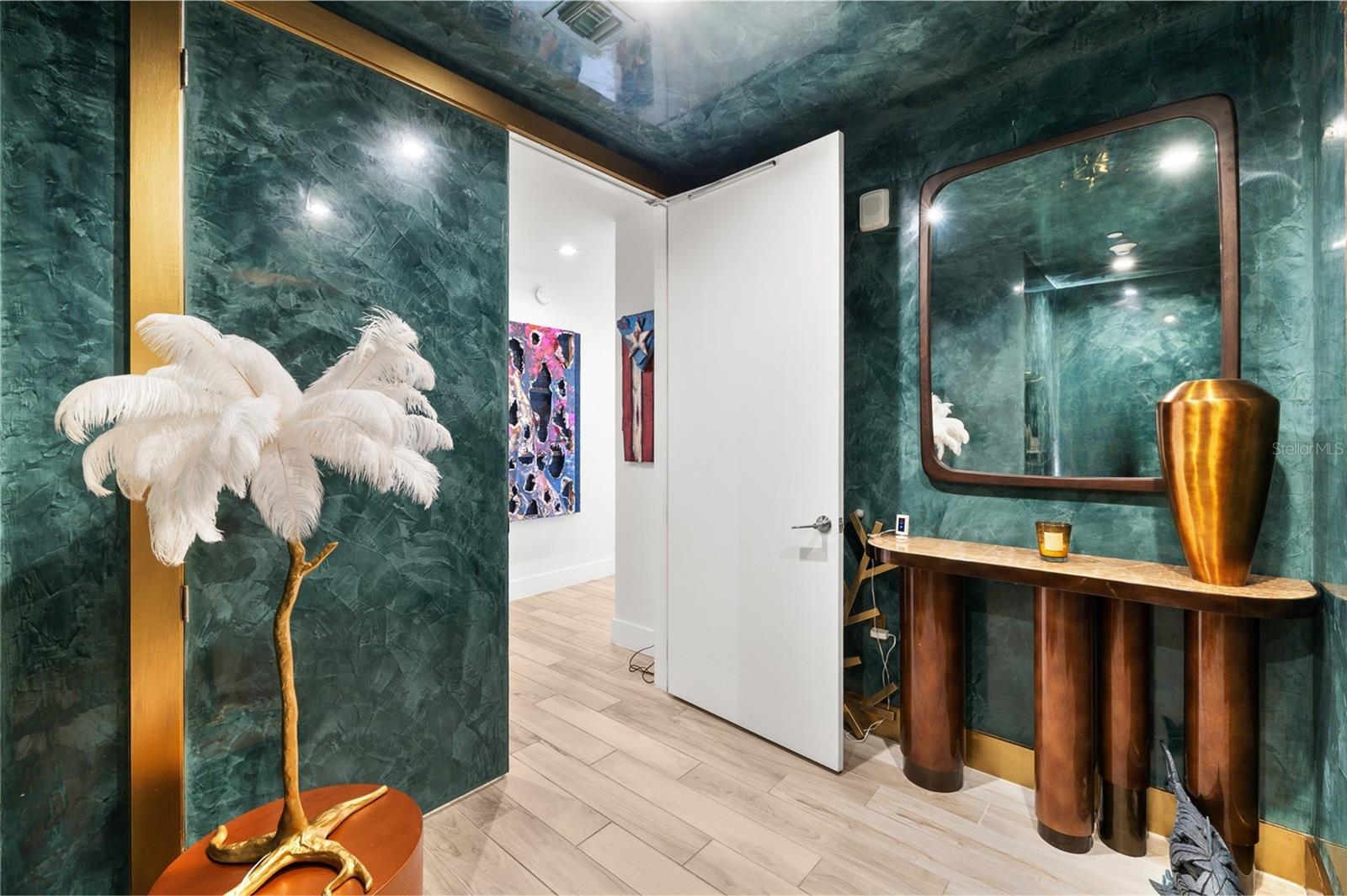 Image 10 of 79 For 5120 Marina Way 16005