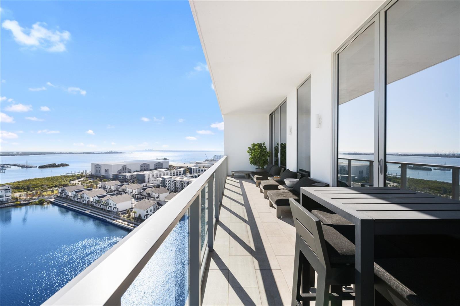 Image 18 of 79 For 5120 Marina Way 16005