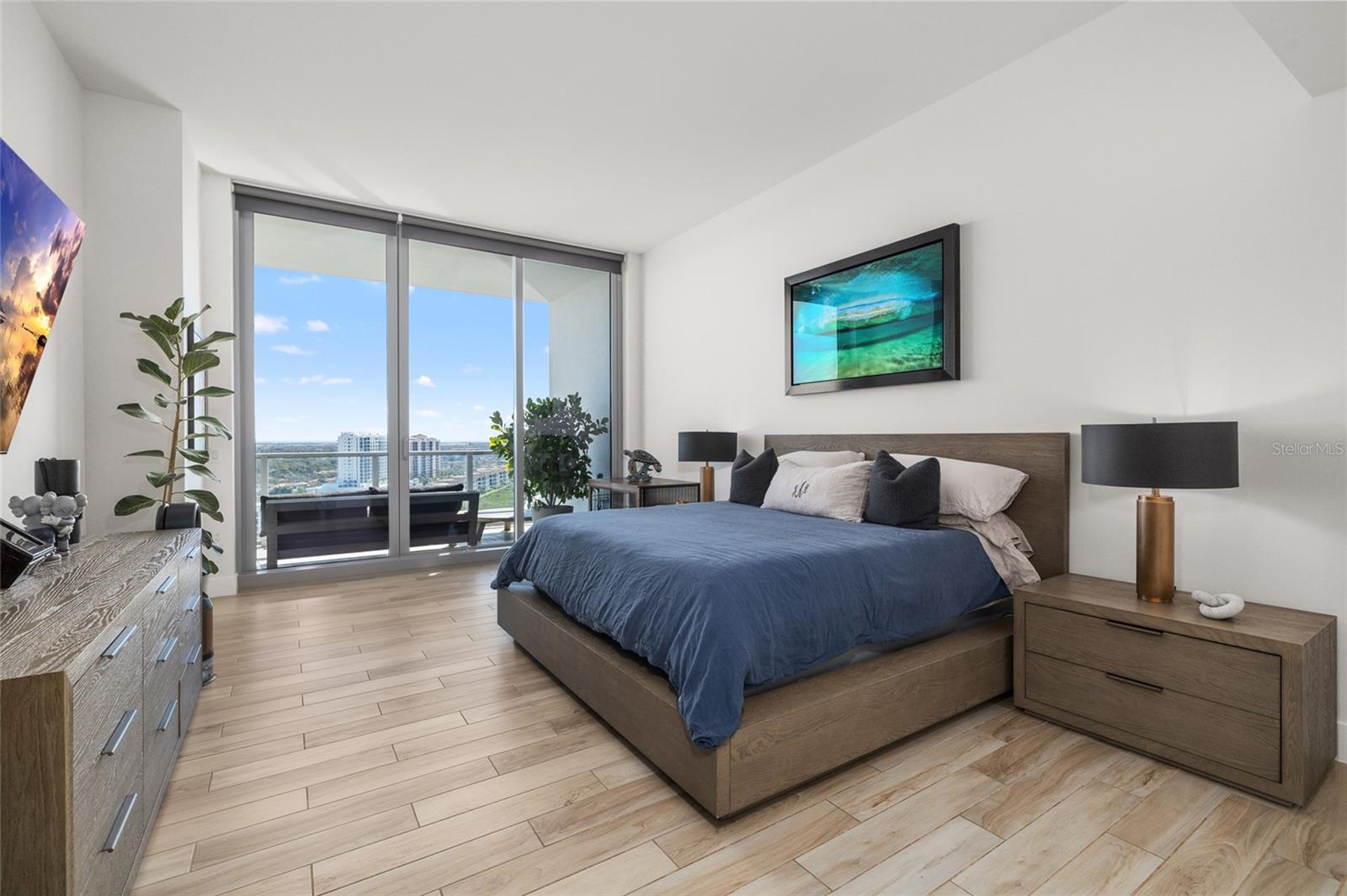 Image 31 of 79 For 5120 Marina Way 16005