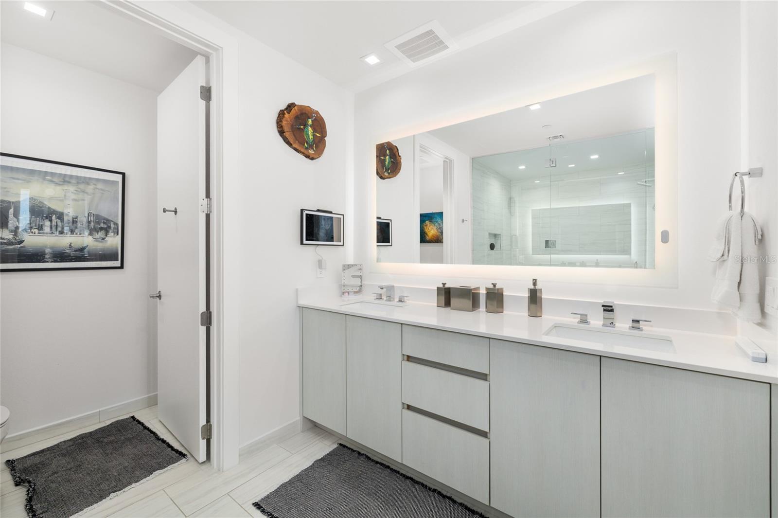 Image 36 of 79 For 5120 Marina Way 16005