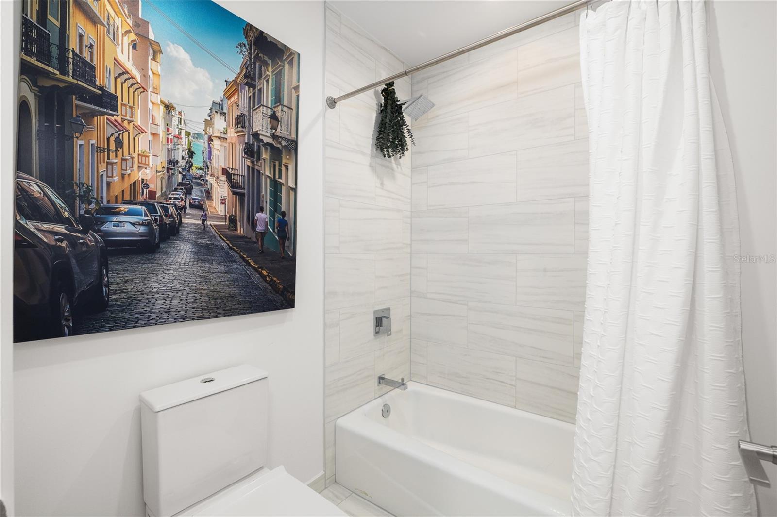 Image 48 of 79 For 5120 Marina Way 16005