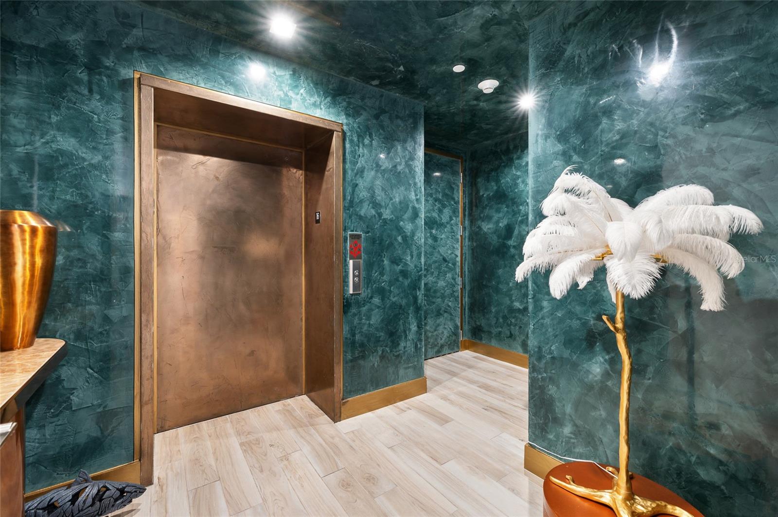 Image 9 of 79 For 5120 Marina Way 16005