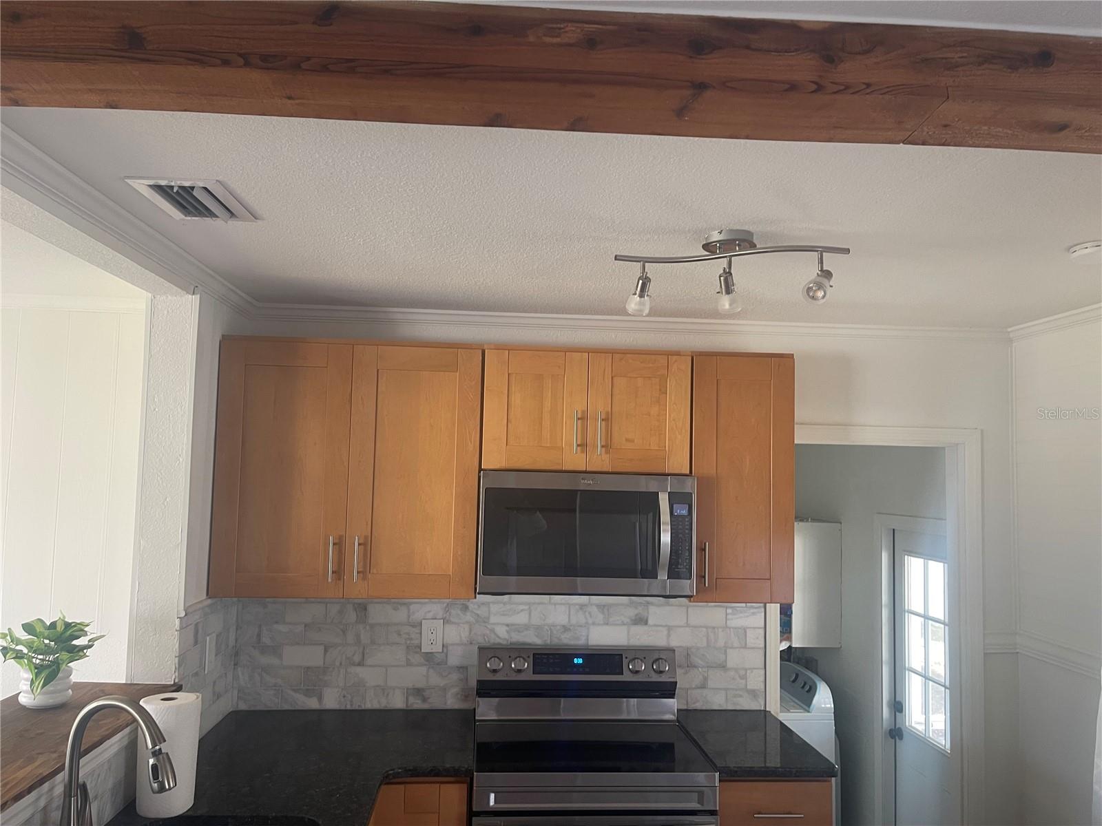 Image 3 of 11 For 6217 Foster Avenue