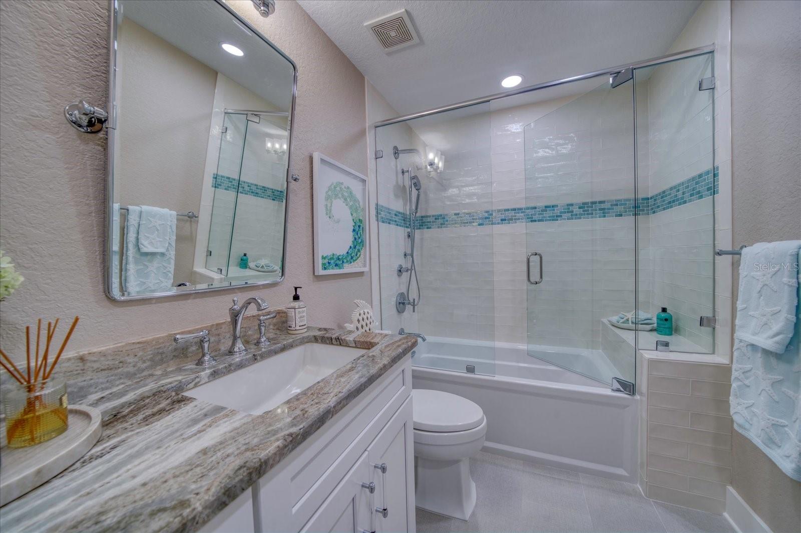 Image 20 of 46 For 19519 Gulf Boulevard 602