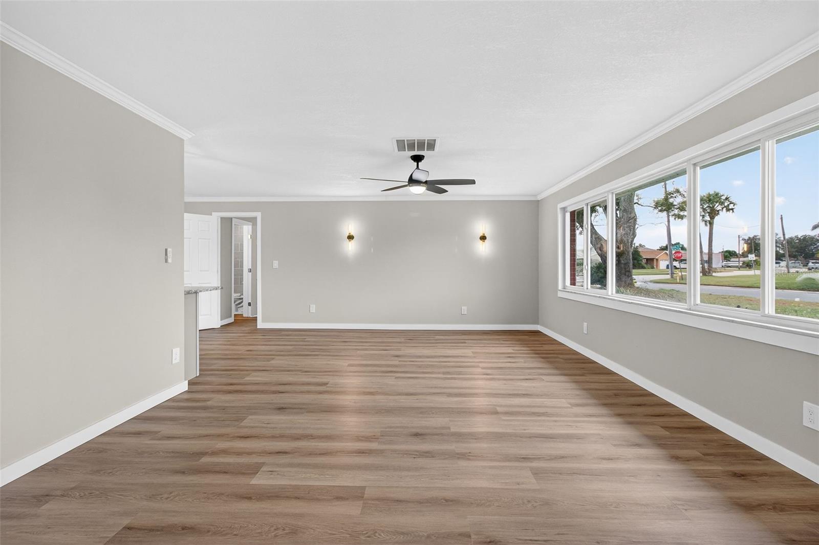 Image 10 of 54 For 5201 Denver Street Ne